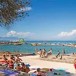 Gemuetliches Studio-apartment Fuer 2 Personen In M By Interhome * Malinska