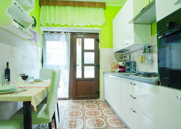 Gemuetliches Studio-apartment Fuer 2 Personen In M By Interhome *